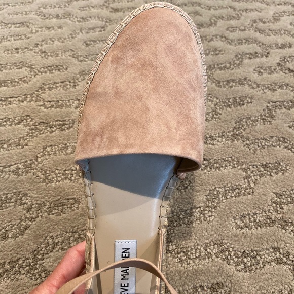 Shoes - Picture 6 of 7